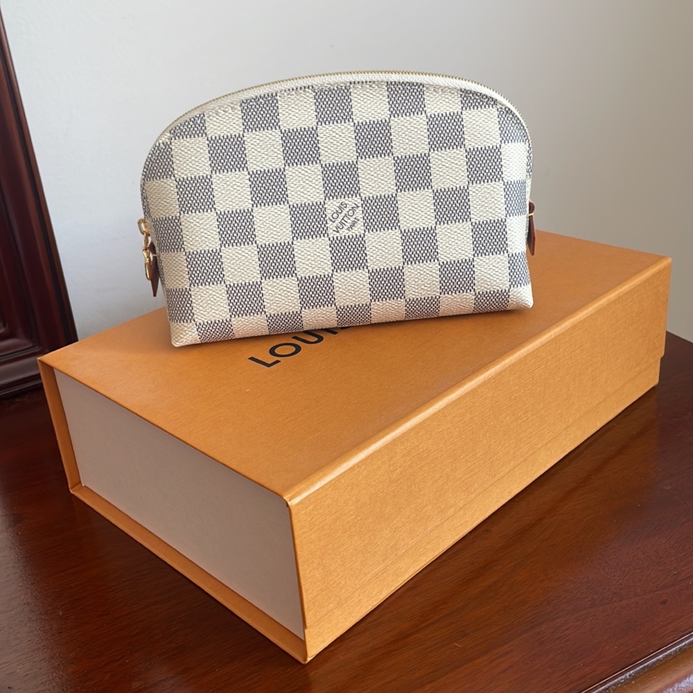 BRAND NEW Louis Vuitton Cosmetic Pouch